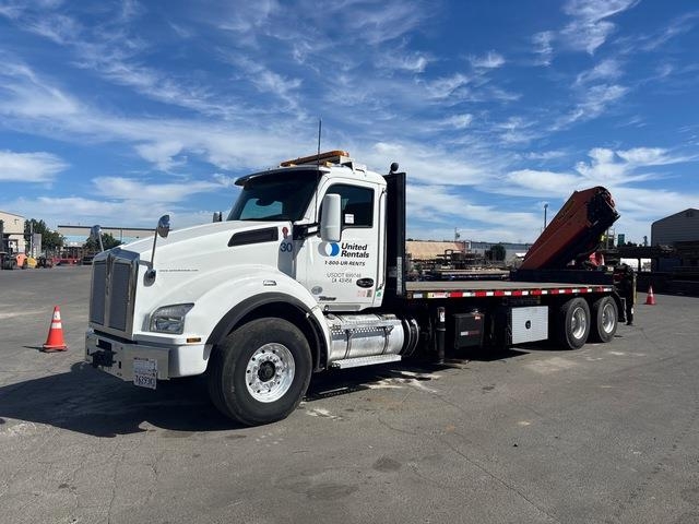 Camion plateau grue Kenworth T880 — occasion 2019