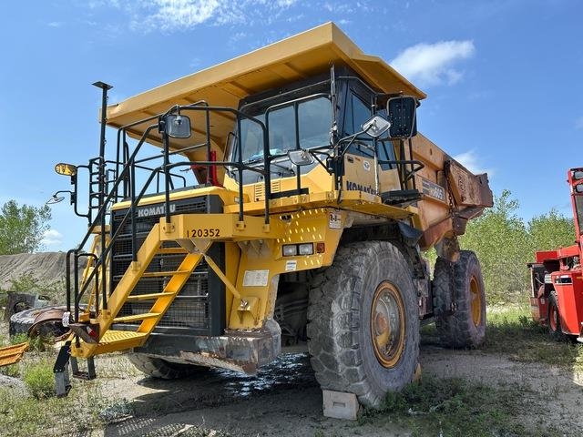 Komatsu HD605-7E0