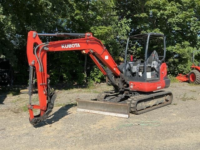 Kubota KX040-4R1AP