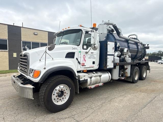 Hydrocureur Mack CV713 — occasion 2007