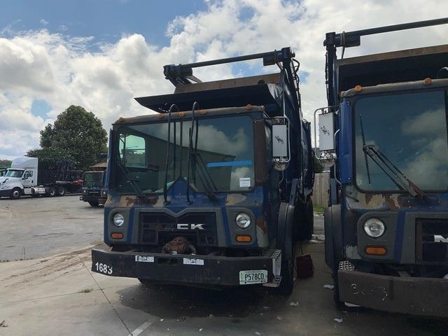 Mack MRU613