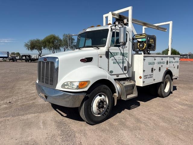 Camion municipal Peterbilt 335 — occasion 2010