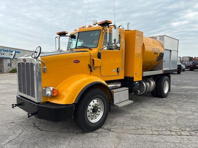Peterbilt Vactor 365