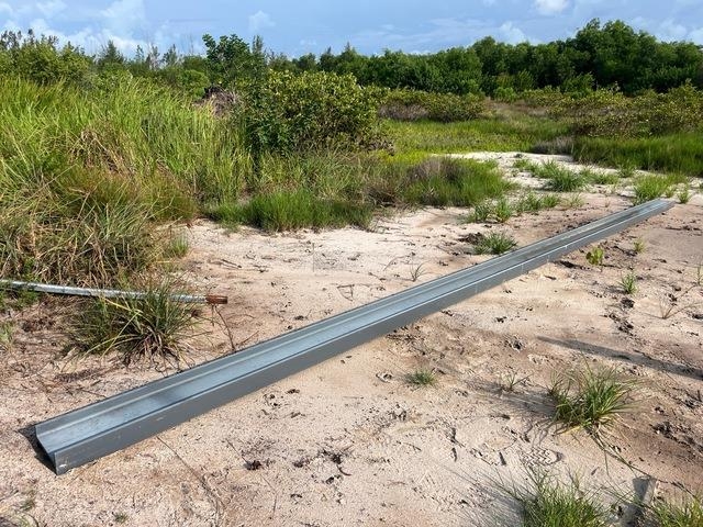 Quantity of (14) 25 ft x 6 in Fiberglass H Beams (