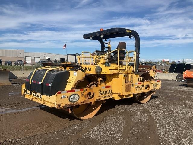 Rouleau tandem Sakai SW850 — occasion, 6 580 h