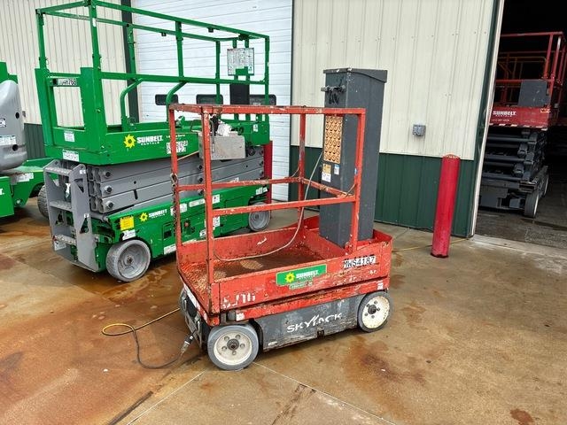 SkyJack SJ16