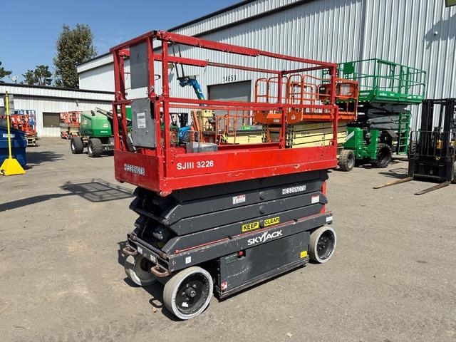 SkyJack SJIII-3226