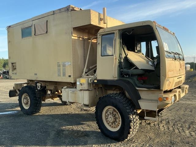 Stewart & Stevenson M1079A1
