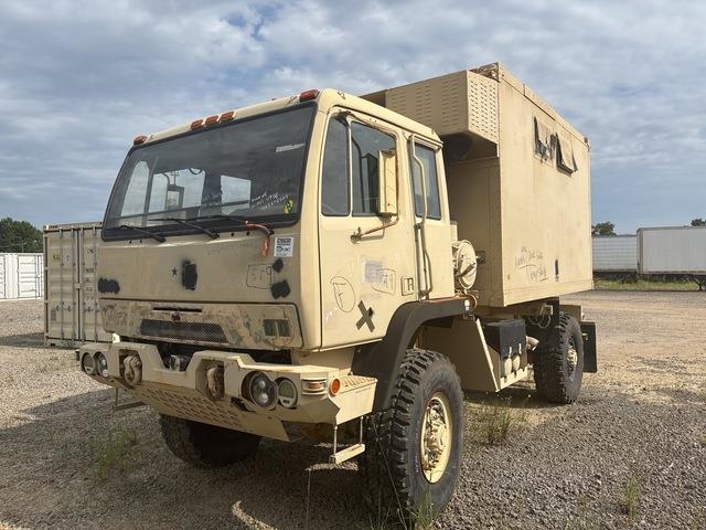 Stewart & Stevenson M1079A1