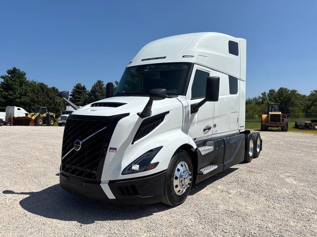 Tracteur routier Volvo VNL860 — occasion 2026