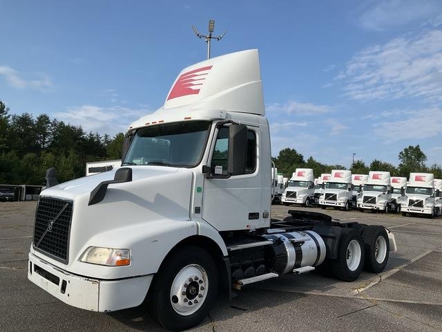 Volvo VNM