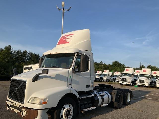 Volvo VNM