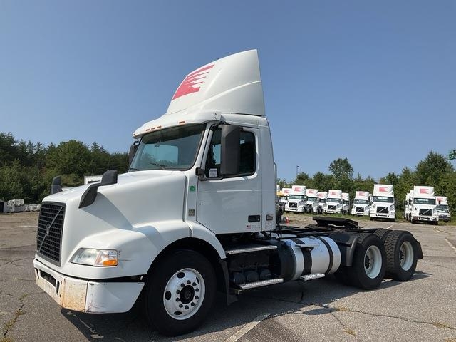 Volvo VNM