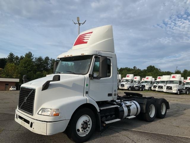 Volvo VNM