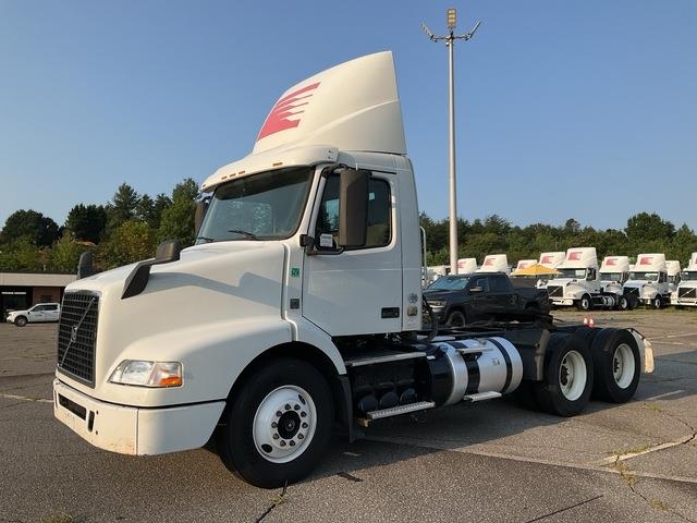 Volvo VNM