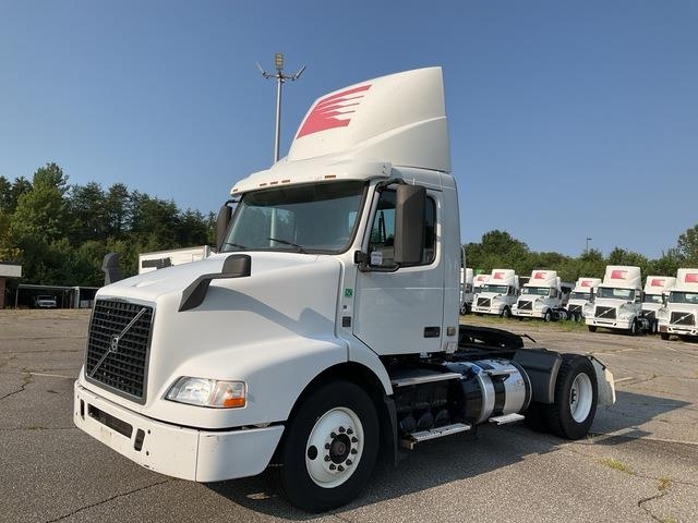 Volvo VNM