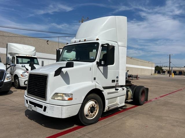 Tracteur routier Volvo VNM — occasion 2016