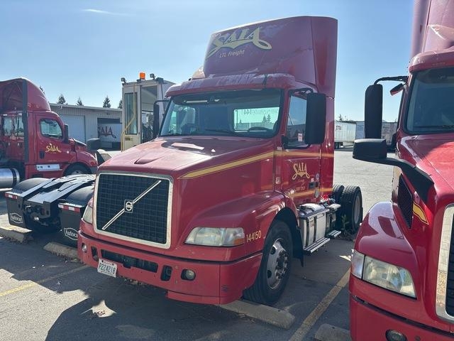 Volvo VNM42T200