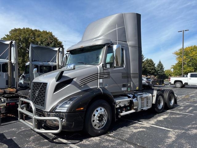 Tracteur routier Volvo VNR 300 — occasion 2019