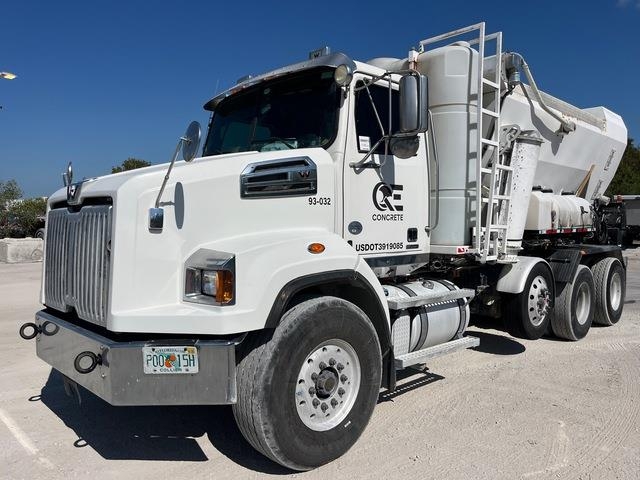 Western Star 4700SB