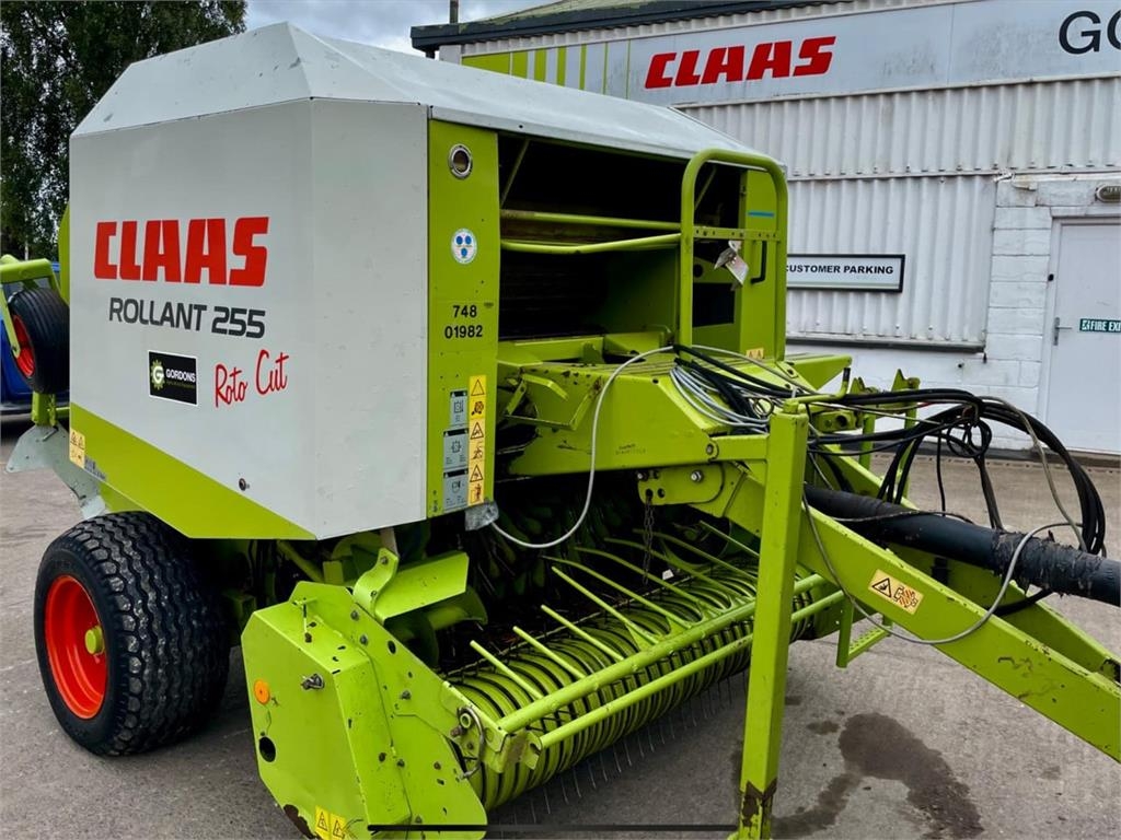 CLAAS ROLLANT 255 RC