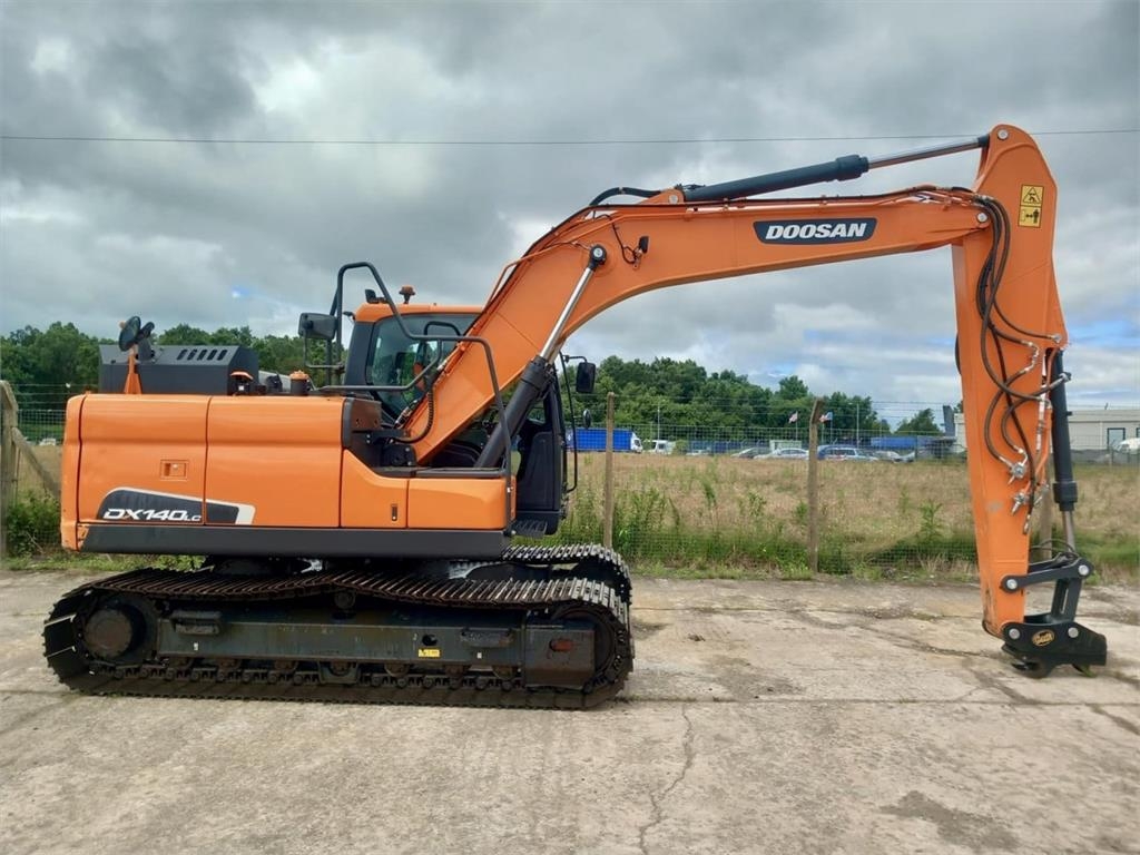 Develon DX140LC-5