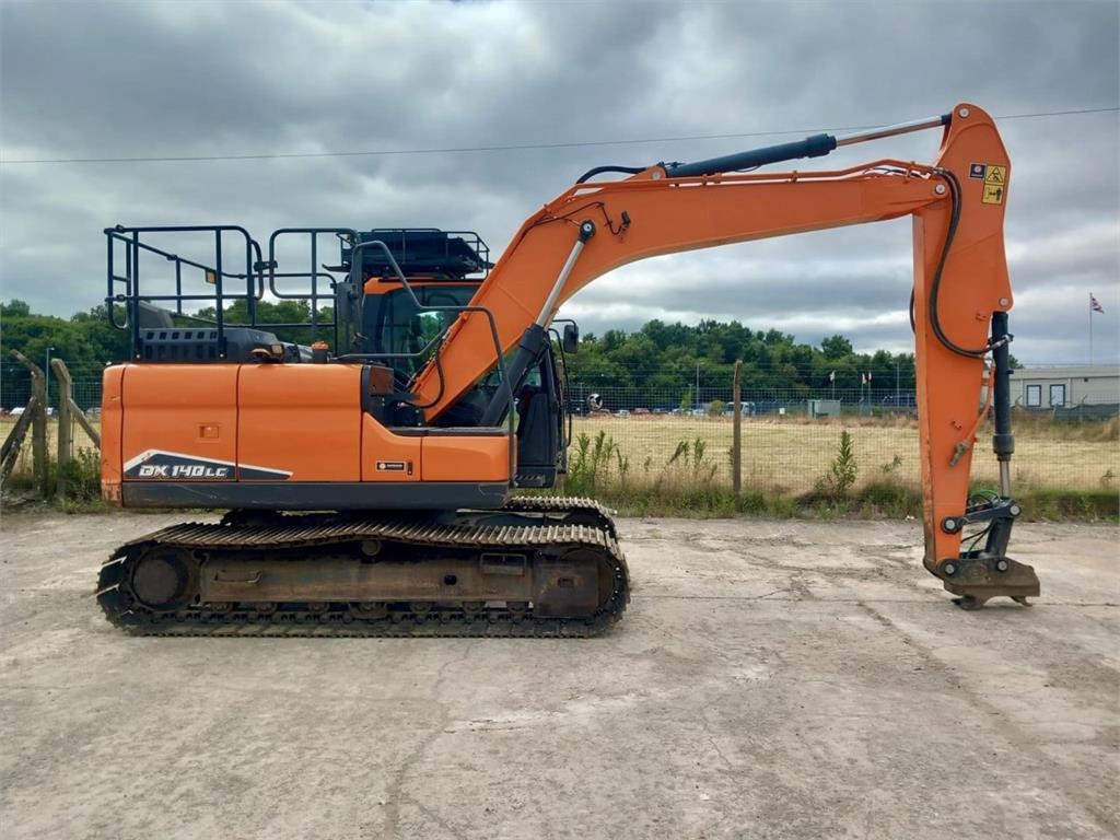 Develon DX140LC-7