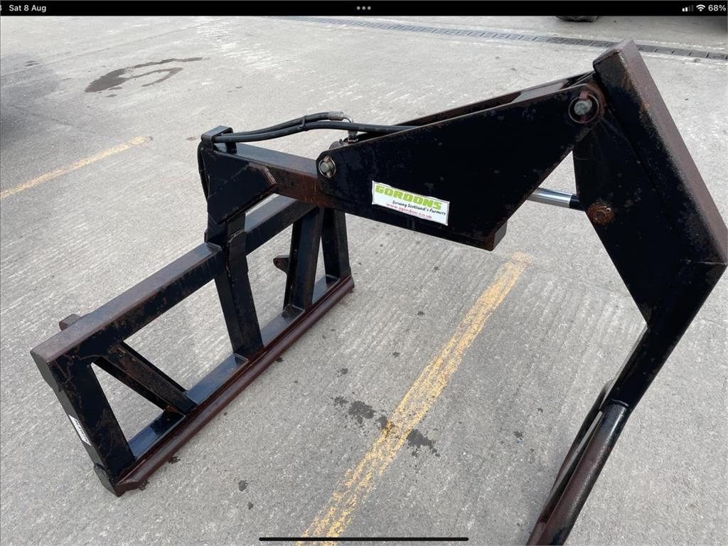 Slewtic ROUND BALE STACKER