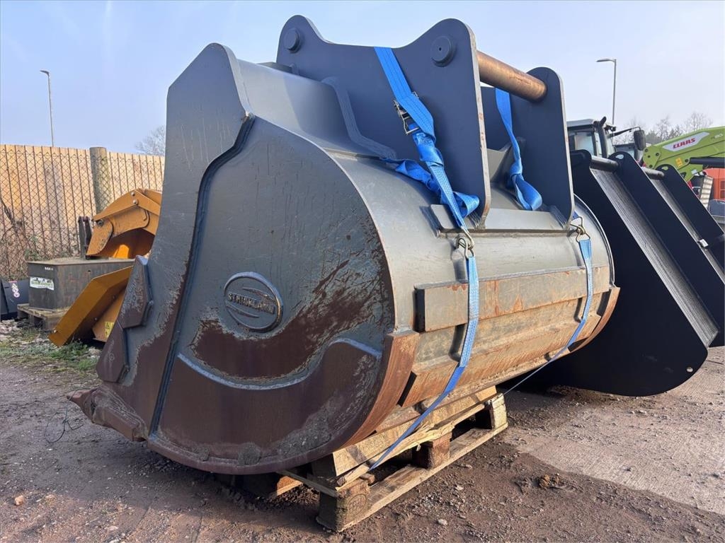 Strickland BT-35 BUCKET