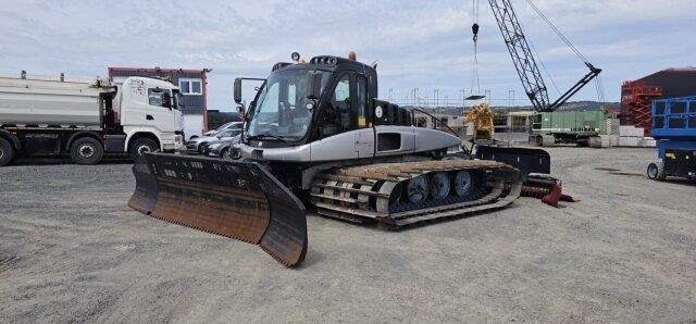 Bulldozer Prinoth Leitwolf Pistenbully Schneepiste — occasion 2013, 7 942 h