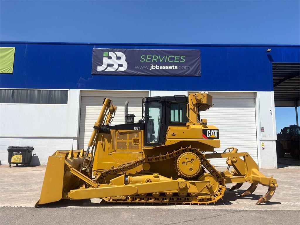 CAT D6T