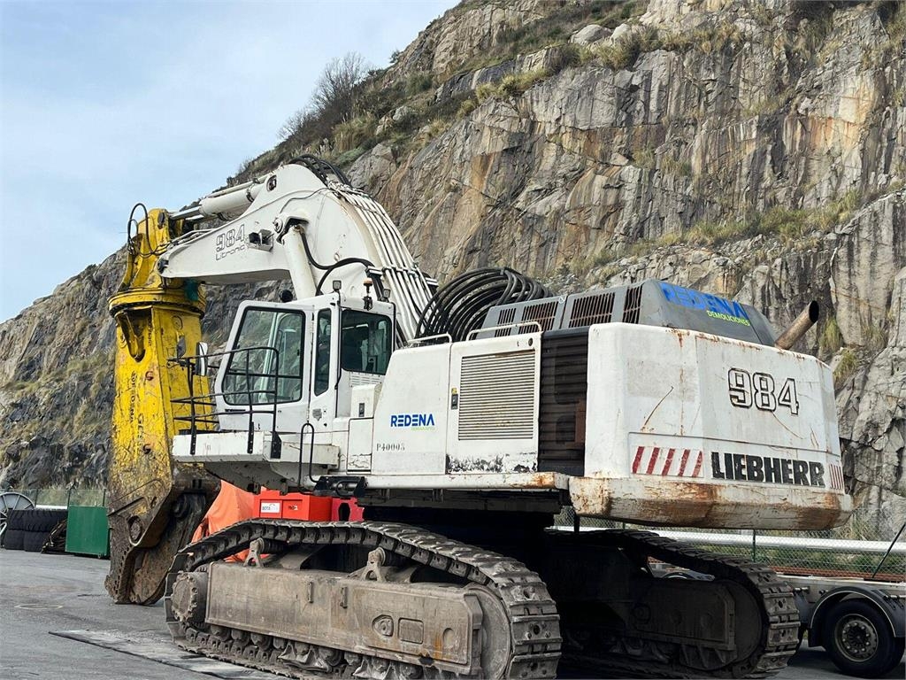 Liebherr R984C