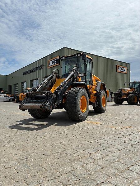 Chargeuse sur pneus JCB 437 S5 HT — occasion 2022, 4 700 h
