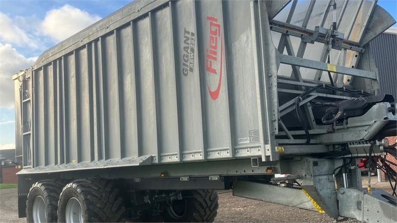 Fliegl ASW 281 TAURUS FOX Fliegl ASW 281 FOX