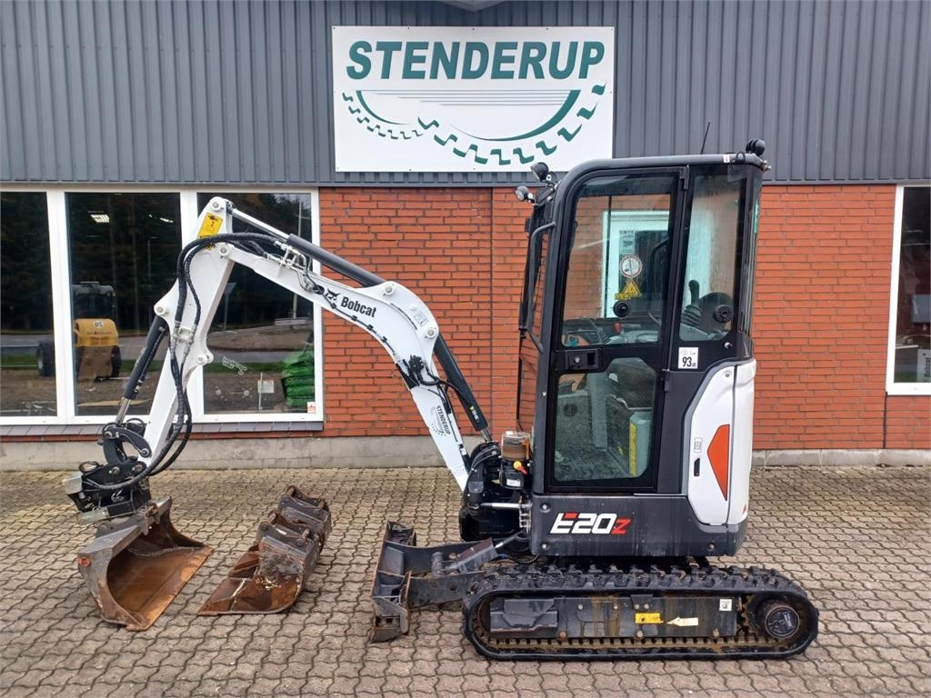 Bobcat E20
