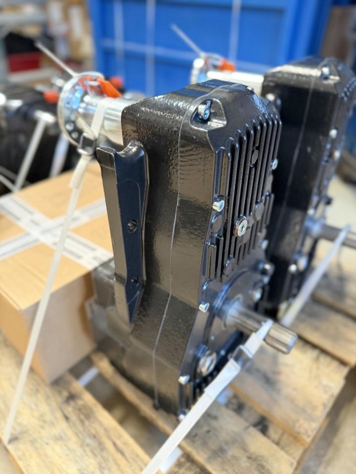 Degenhardt FRONT PTO PUMA LWB