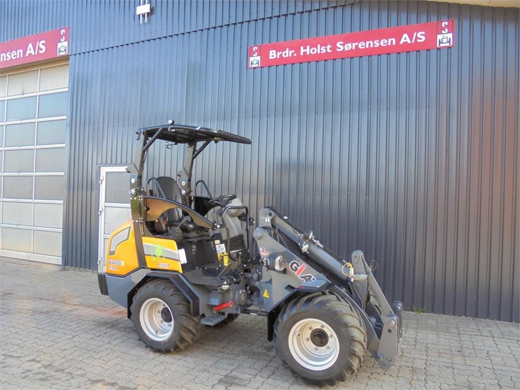 GiANT G2200EX