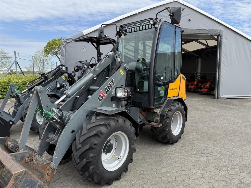 GiANT V452T HD