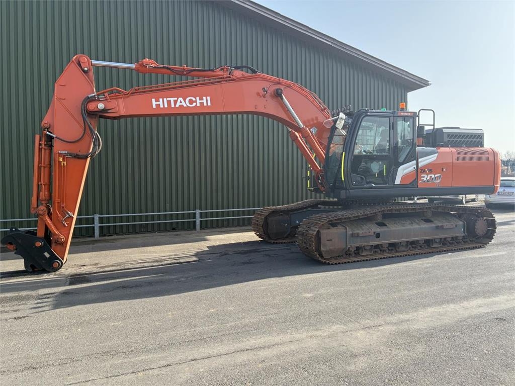 Hitachi ZX300LC-7