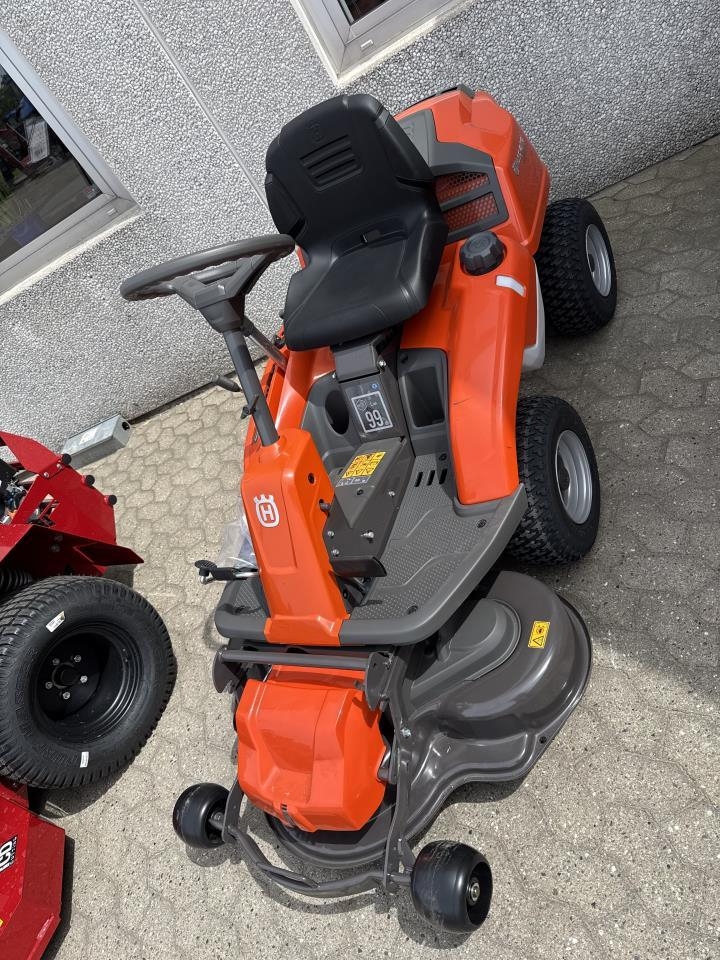 Husqvarna R214TCC103