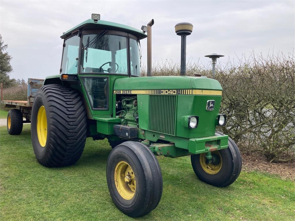John Deere 3040 SGII KABINE