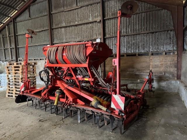 Kuhn HR3003 + VENTA LC402