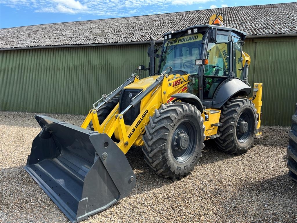 New Holland B 115D TC SS.