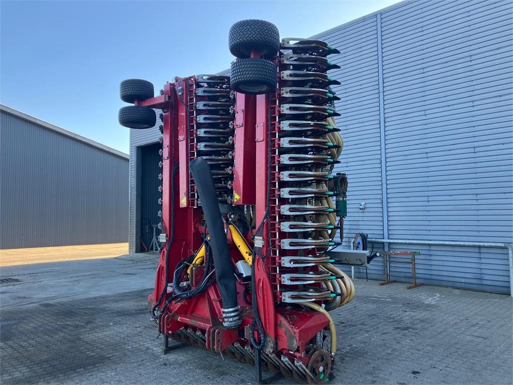 Vredo 12