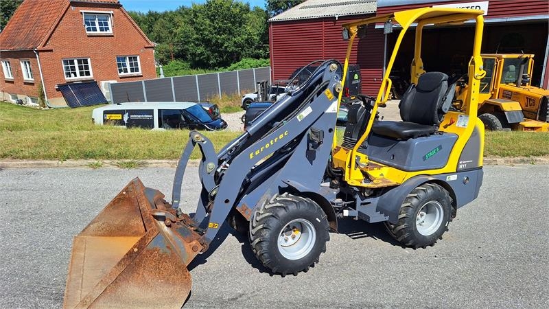 Mini-chargeuse Eurotrac W11 Høj arm — occasion 2022, 950 h