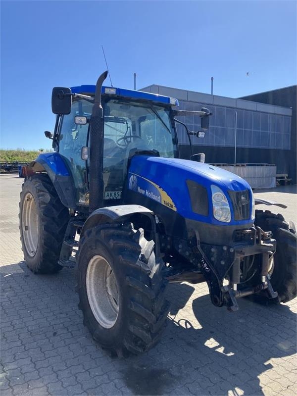 Tracteur agricole New Holland 6030 PLUS — occasion 2010