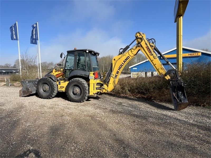 New Holland B115D TC SS 4 WD
