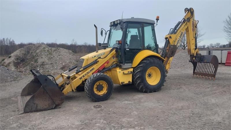 New Holland LB 110 4 PS JOY-STIK