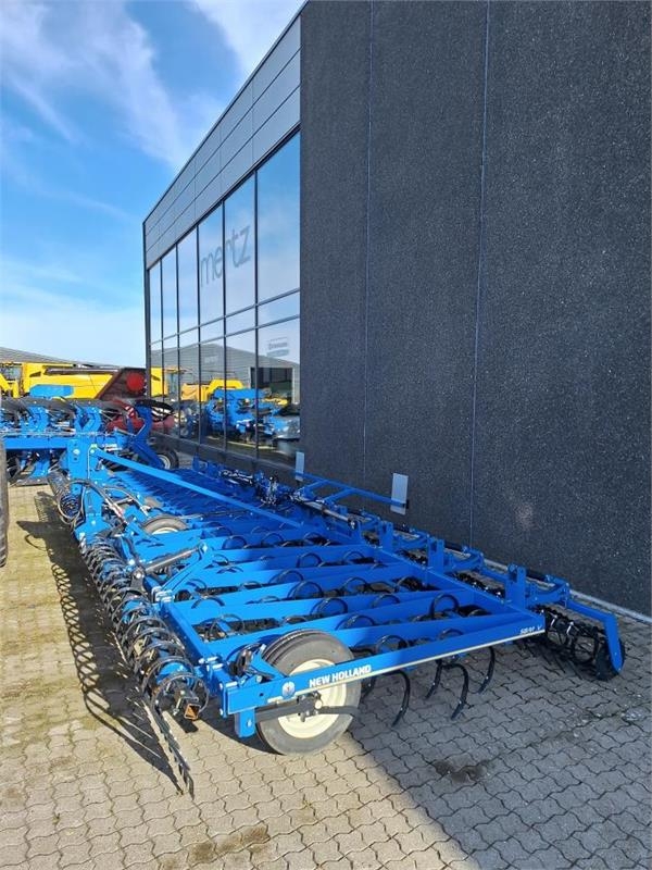 New Holland SBMV830
