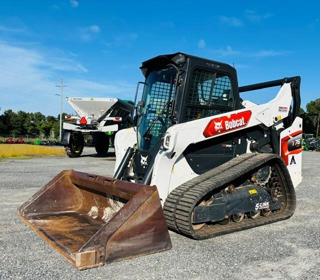 Bobcat T76